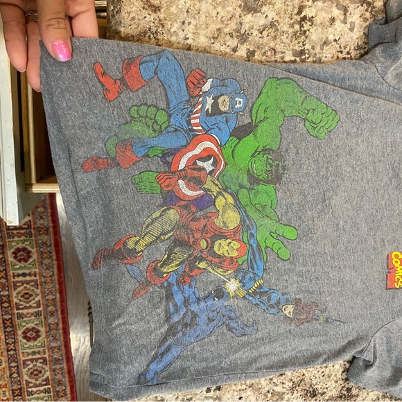 Marvel super hero old navy shirt - Picture 6 of 6